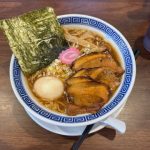 選挙に一票投じたあとは、やっぱりラーメン