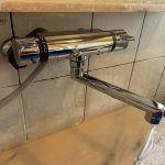 故障した混合水栓を新しく取替えてきました！！