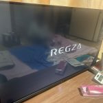 レグザ製32型の液晶テレビを設置して来ました!!